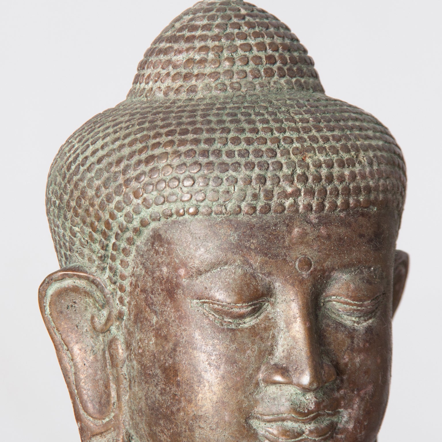BUDHA BUST